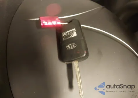 2013 Kia Soul z USA, uszkodzony, nr VIN KNDJT2A5XD7497024